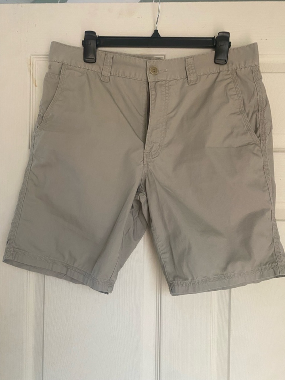 John Varvatos Men's Taupe Cargo Shorts
